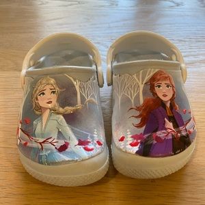 Frozen 2 Crocs- toddler girls size 7